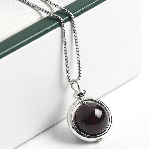 Jordens skatter - klotformat halsband med din personliga månadssten