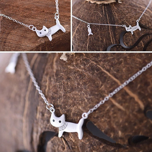 Gulligt silverhalsband med kattmotiv - elegant nog att bära, personligt nog att förstå!